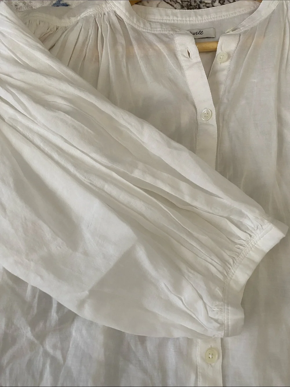 Like new! Madewell Balloon Sleeve White Cotton Blend Top